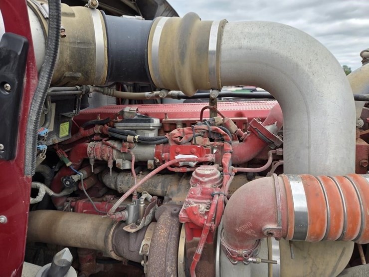 2012-kenworth-t800-image-35
