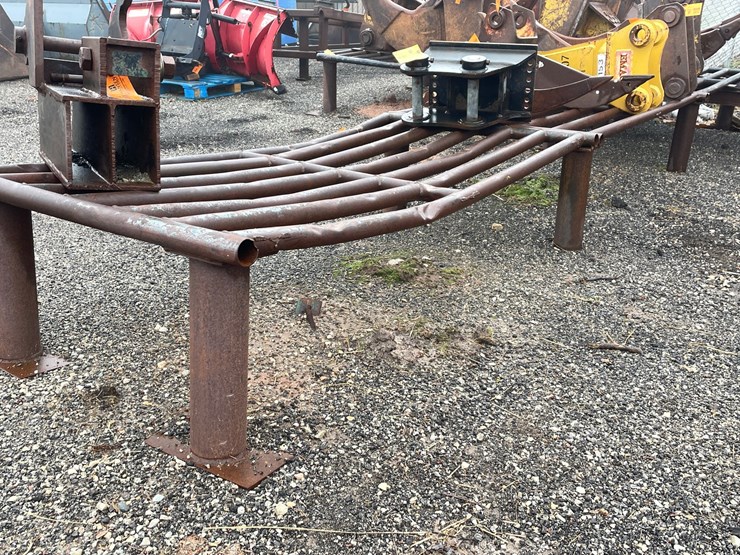 #5073-•-heavy-duty-metal-rack-image-3