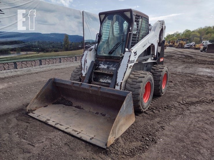 2004-bobcat-s300-image-30