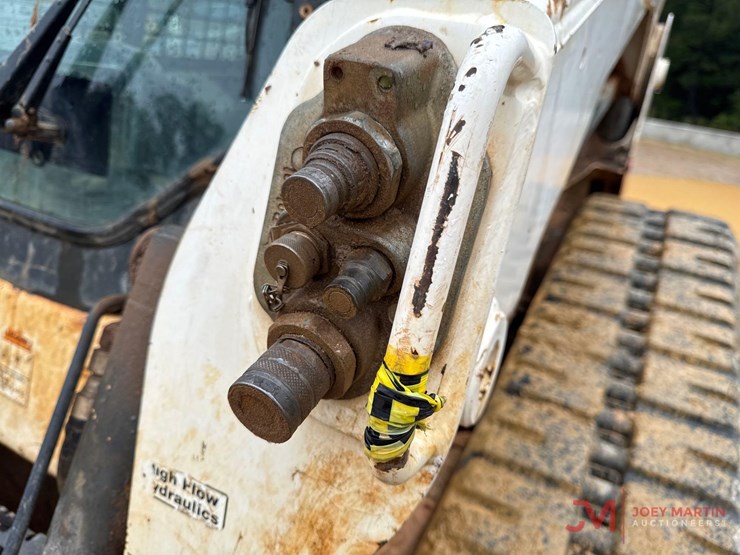 2020-bobcat-t770-image-7