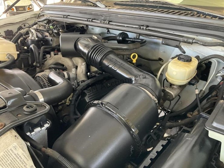 2004-ford-f450-image-17