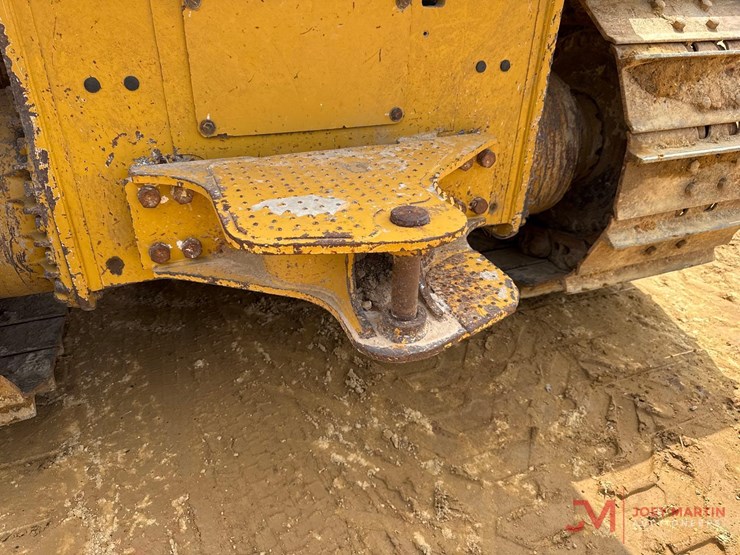 2018-caterpillar-d6k2-lgp-image-11