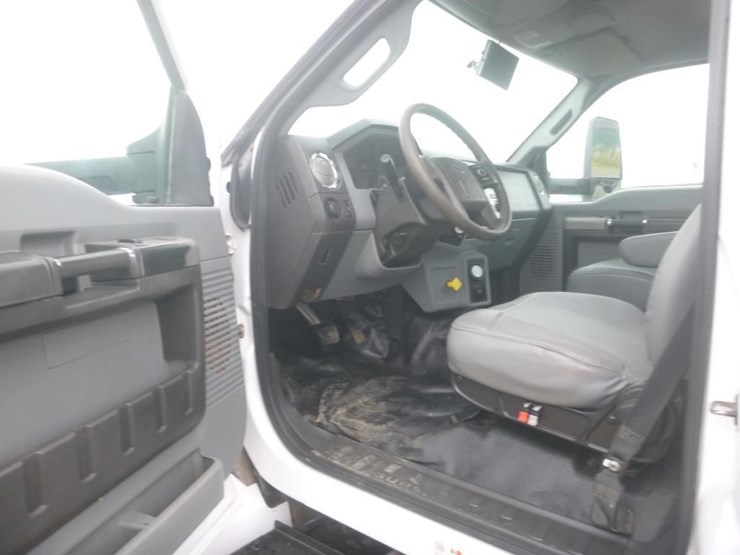 2017-ford-f750-image-8