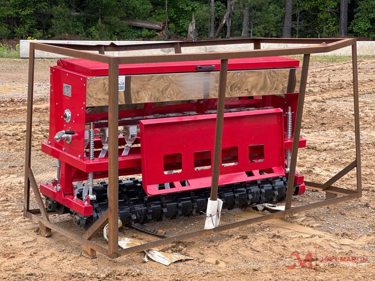 unused-2026-agt-stsd10-grain-drill-image-1