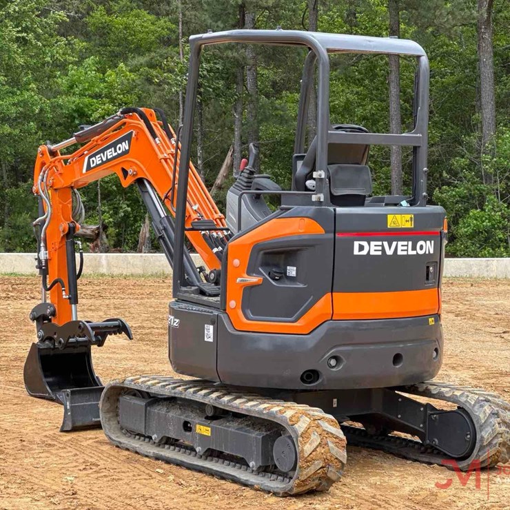 DEVELON DX27Z-7