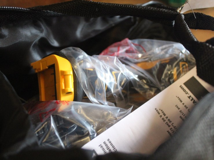 #2008-•-dewalt-1/2in-brushless-compact-drill-driver-and-1/2in-brushless-compact-hammerdrill-image-2