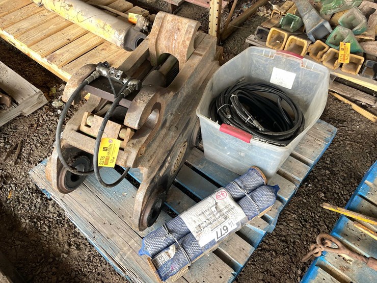 komatsu-pc200-image-1