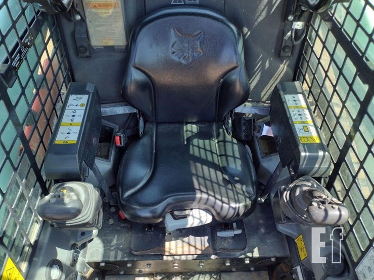 2021-bobcat-t595-image-12