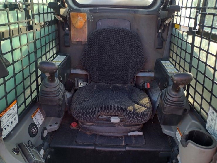 2020-bobcat-t870-image-13