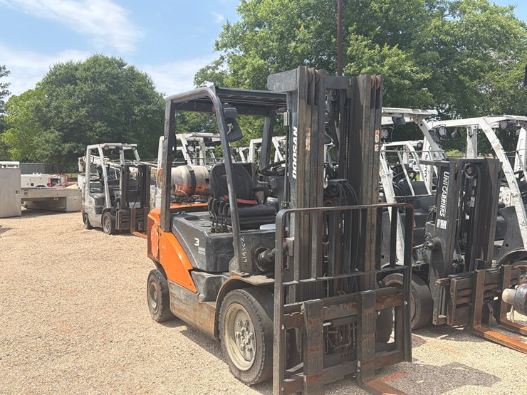 #35619-•-doosan-forklift-image-1