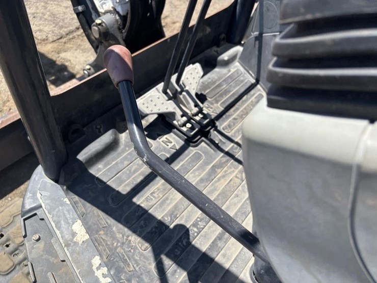 2021-bobcat-e26-image-27