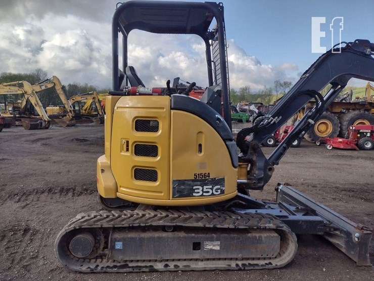 2018-deere-35g-image-30