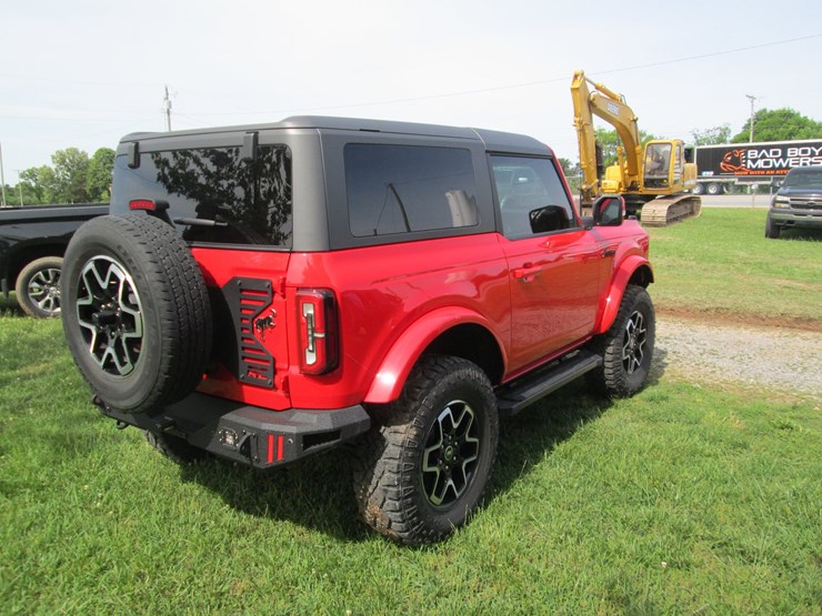 2023-ford-bronco-image-3