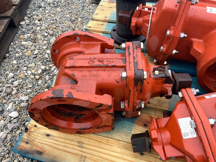 #5082-•-(3)-gate-valves-image-8