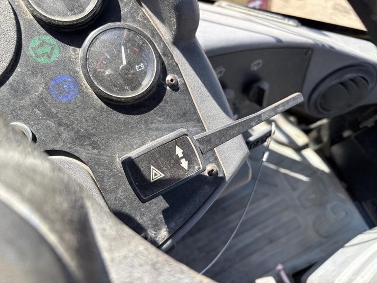 2005-caterpillar-it14g-image-32