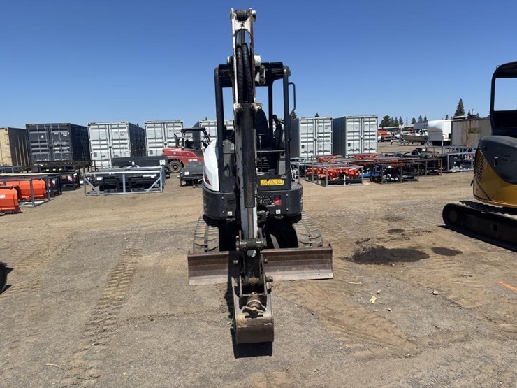 2021-bobcat-e26-image-6
