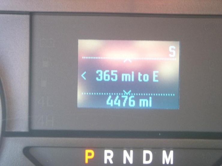 2022-ford-f550-image-36