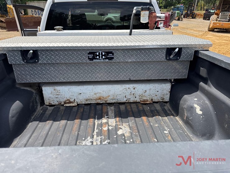 2019-chevrolet-silverado-2500-image-10