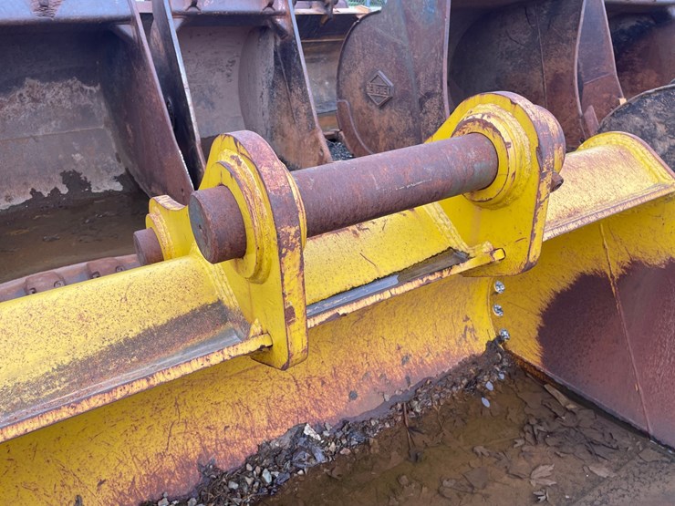 #5009-•-excavator-bucket-image-9