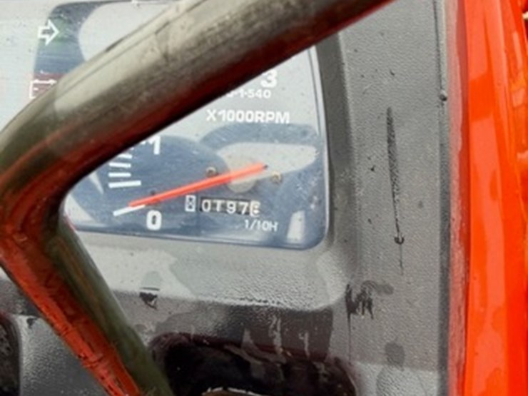 kubota-l2800-image-4