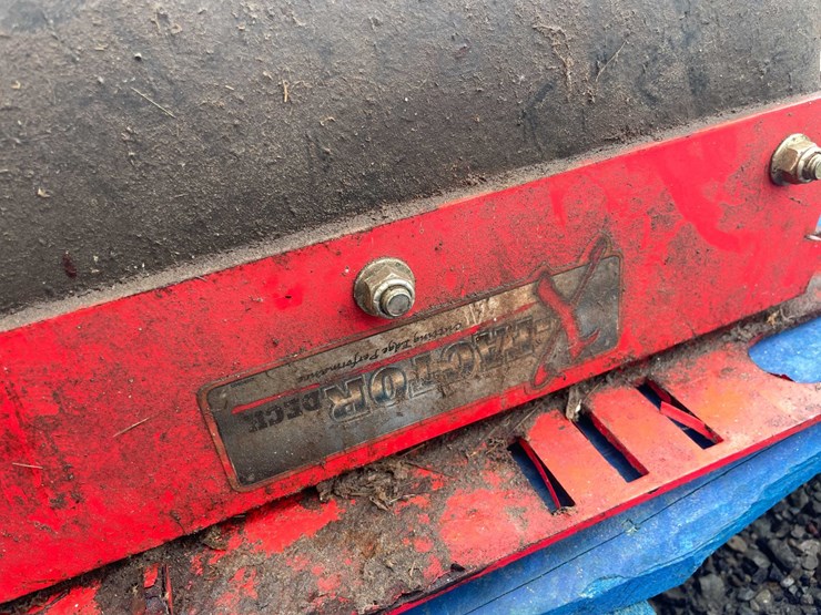 #5092-•-fiber-glass-tractor-roof-and-parts-image-14