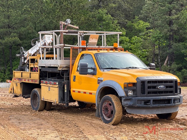 2008-ford-f550-xl-image-1