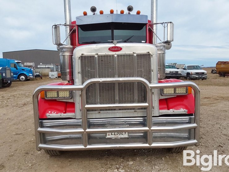 2003-peterbilt-379-image-13