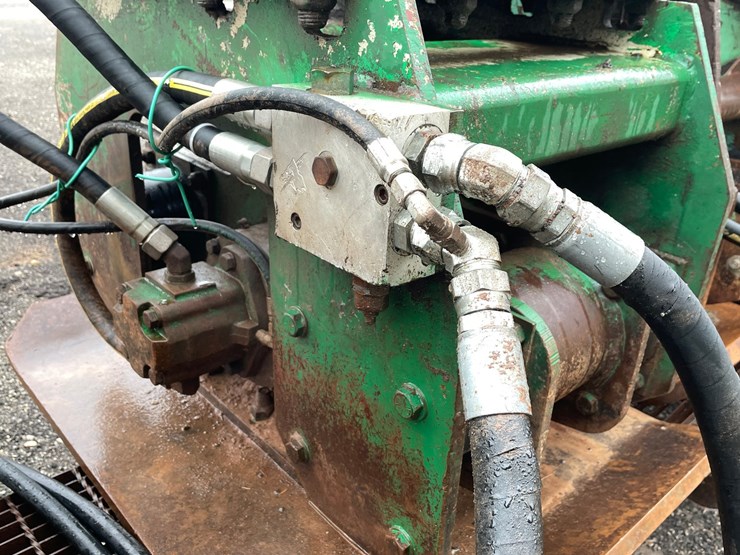 #5037-•-hydraulic-plate-compactor-attachment-image-7