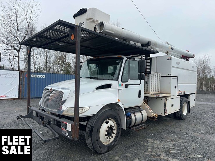 2019-international-4300-sba-image-1