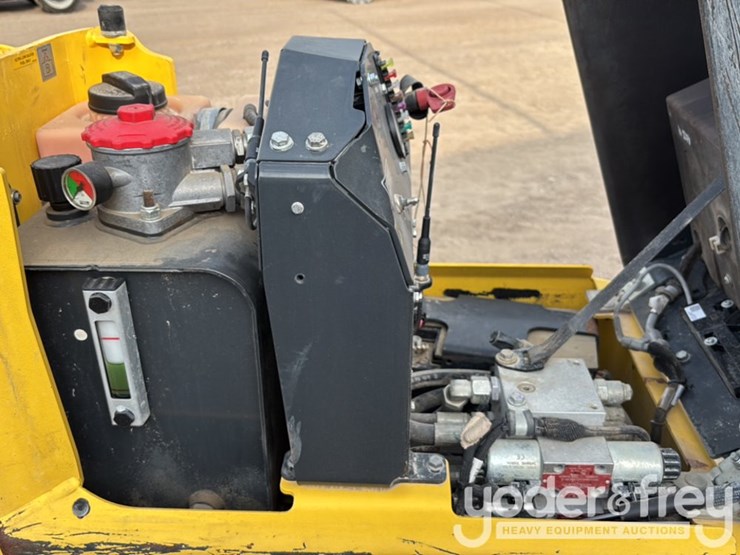 2022-bomag-bmp8500-image-24