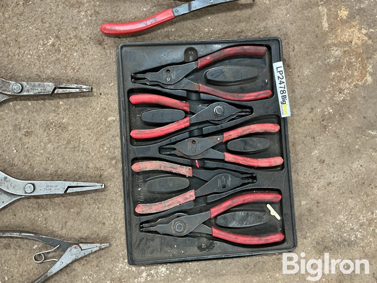 retaining-ring/needle-nose-pliers-image-11