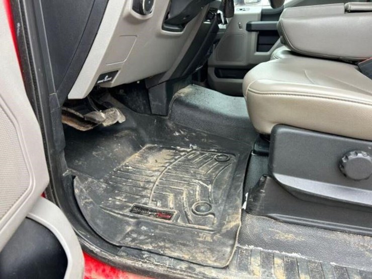 2020-ford-f550-xl-image-15