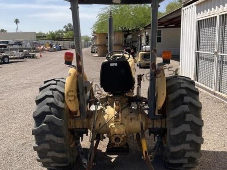 new-holland-345d-image-6