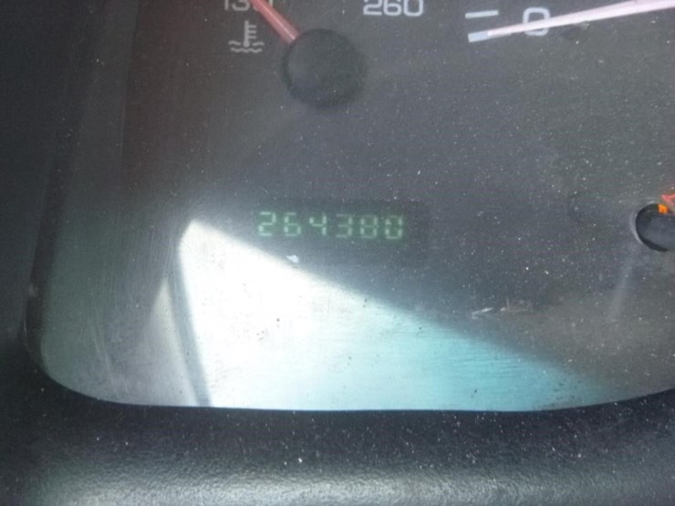 2002-dodge-ram-2500-image-13