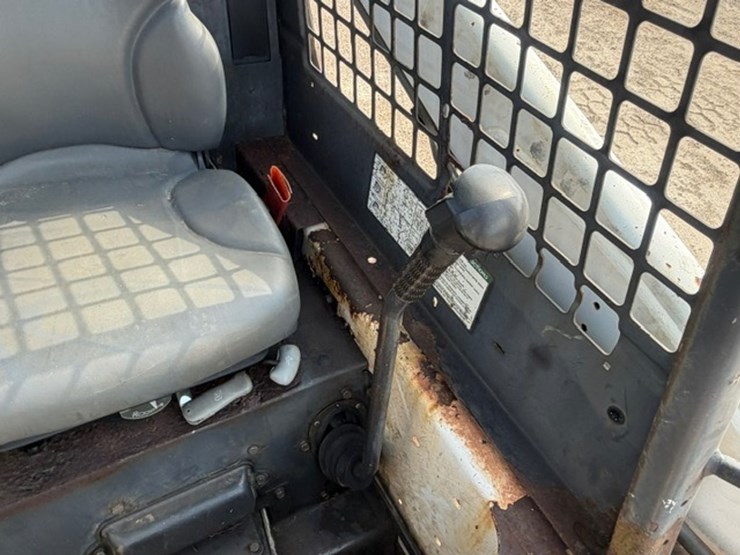 bobcat-s130-image-39