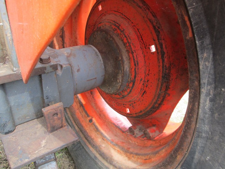 kubota-m8540-image-11