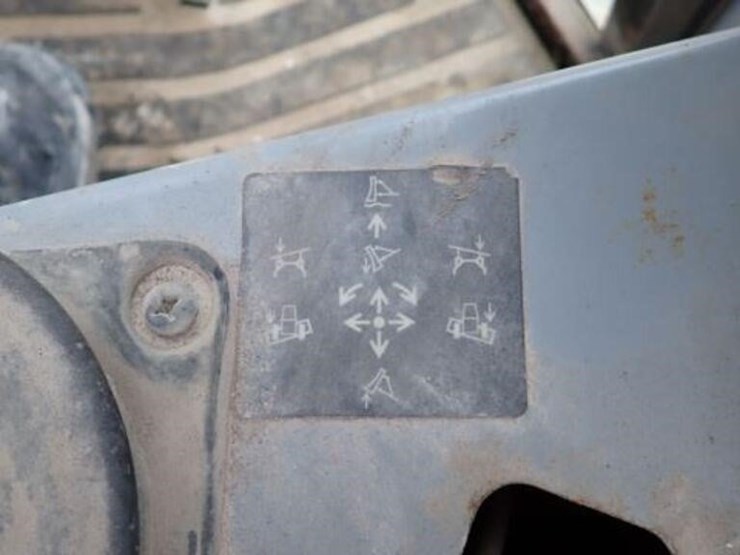 2002-deere-650h-lt-image-20