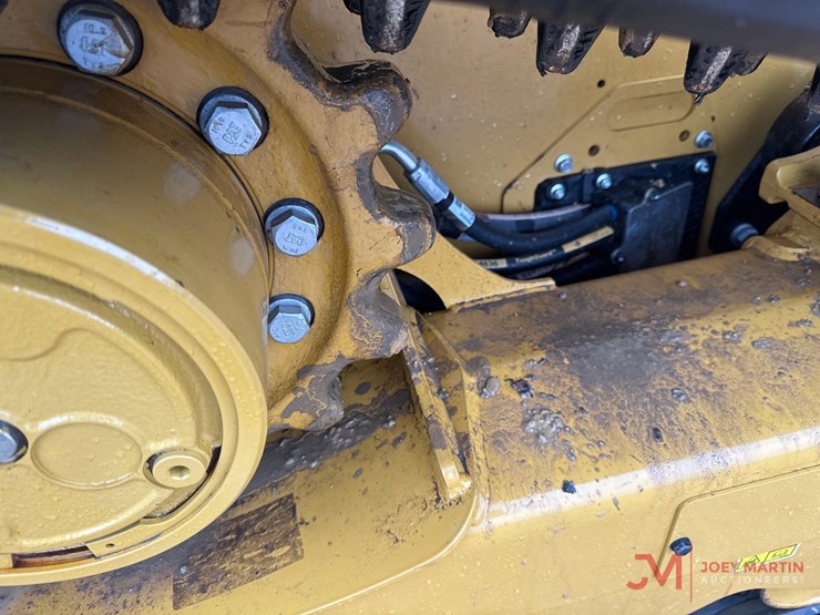 2023-caterpillar-259d3-image-13