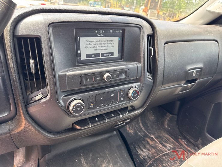 2019-chevrolet-silverado-2500-image-19