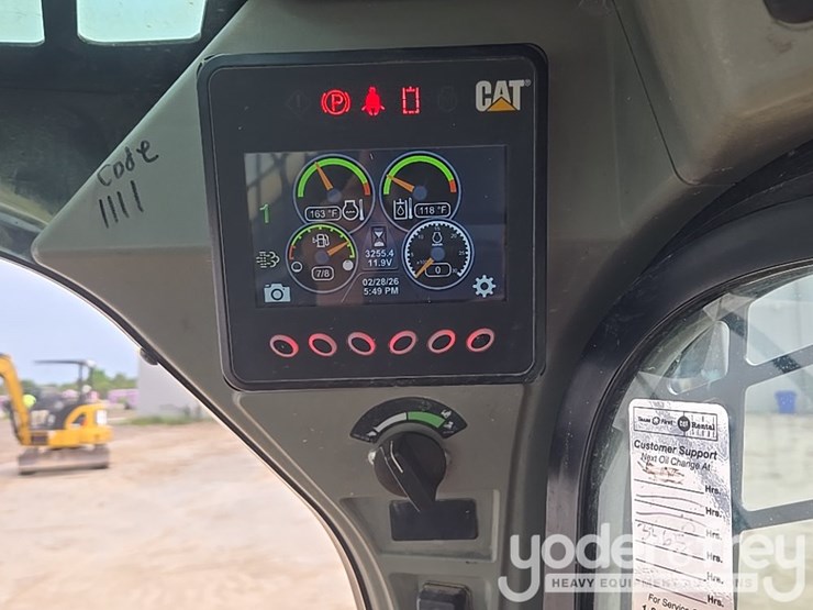 2021-caterpillar-289d3-image-52