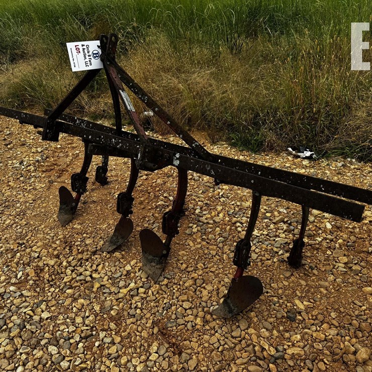 COVINGTON TWO-ROW CULTIVATOR