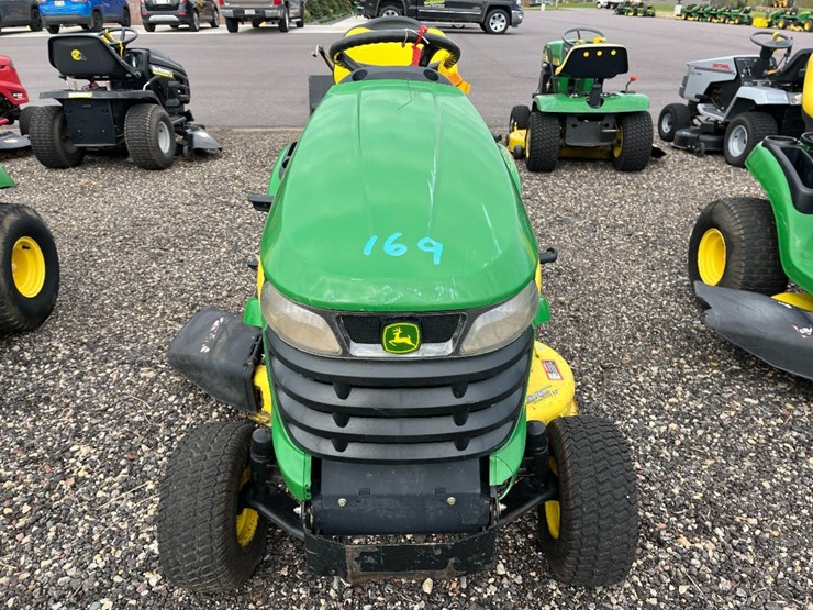 john-deere-x300-image-2