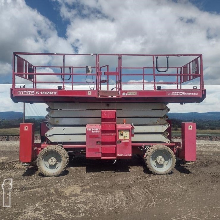 2014 MEC 5492RT