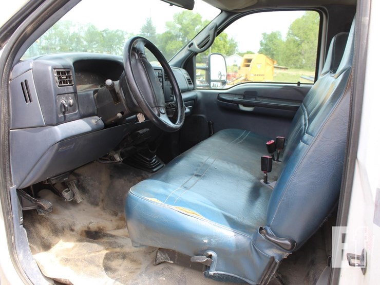 2000-ford-f450-image-9