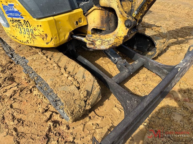 2014-komatsu-pc45mr-3-image-6