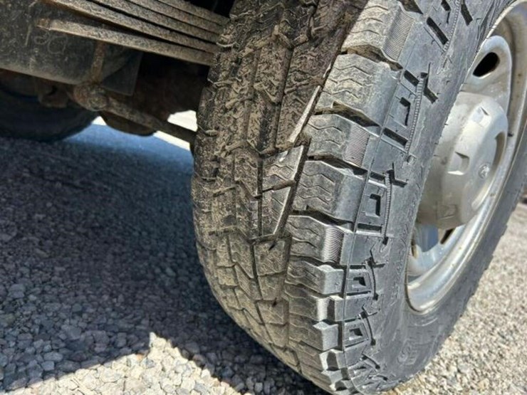 2010-ford-f250-xl-image-50