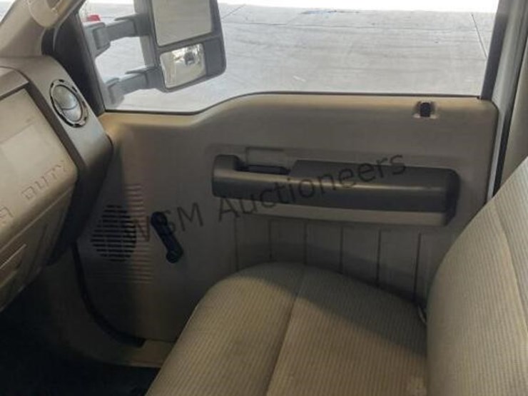 2009-ford-f450-image-26
