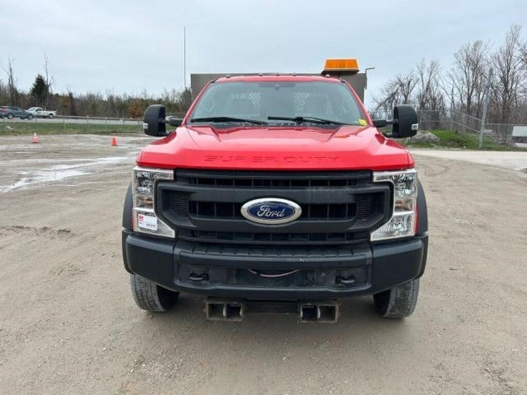 2020-ford-f550-xl-image-2