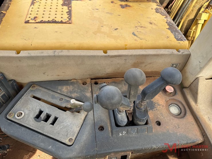 caterpillar-621f-image-22