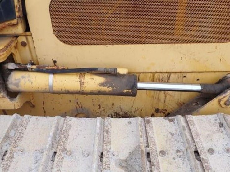 2002-deere-650h-lt-image-41